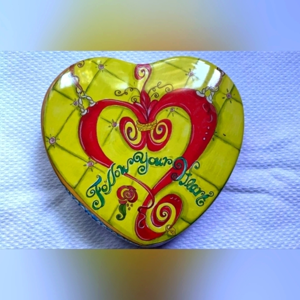 🐸 LOVED UP BRIGHTON TIN GIFT CAN